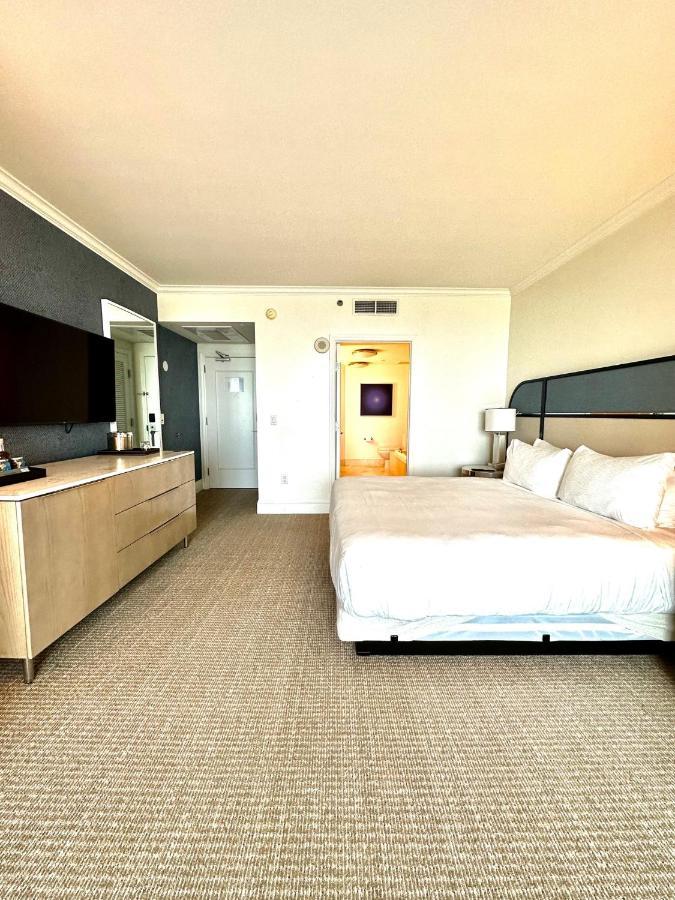 Fontainebleau Miami Beach,Tresor Exterior foto