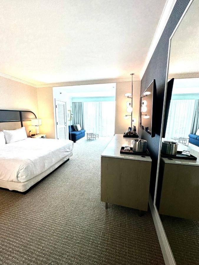 Fontainebleau Miami Beach,Tresor Exterior foto
